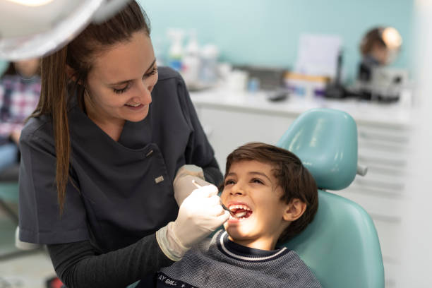 Best Emergency Tooth Extraction  in Iceville, AL